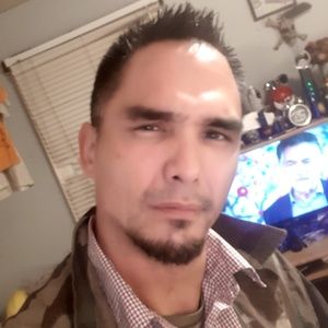 Meet your Posher, Marc